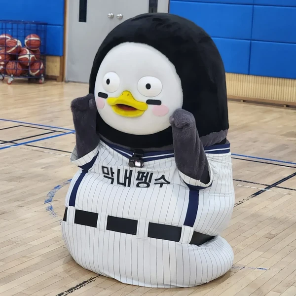 펭수 팬심 가득한 인기 사진