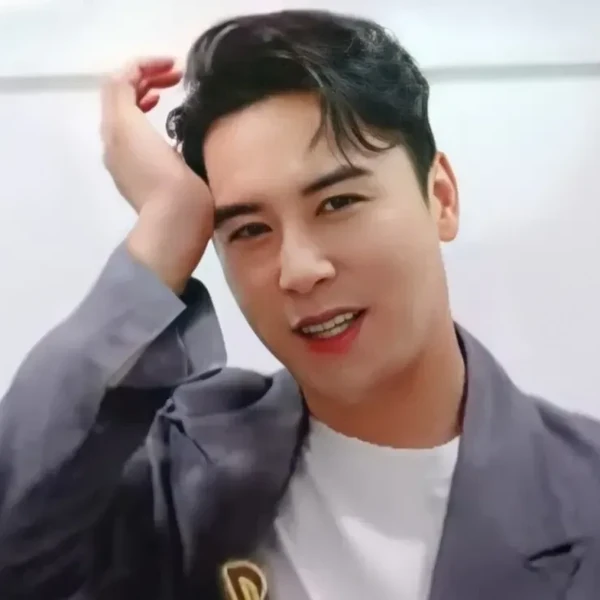 The most loved look of Jang Minho today