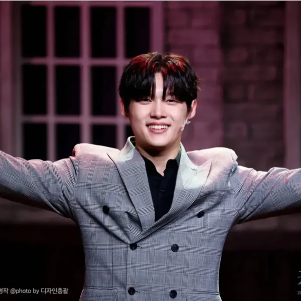 The most loved look of Choi Jaemyeong today