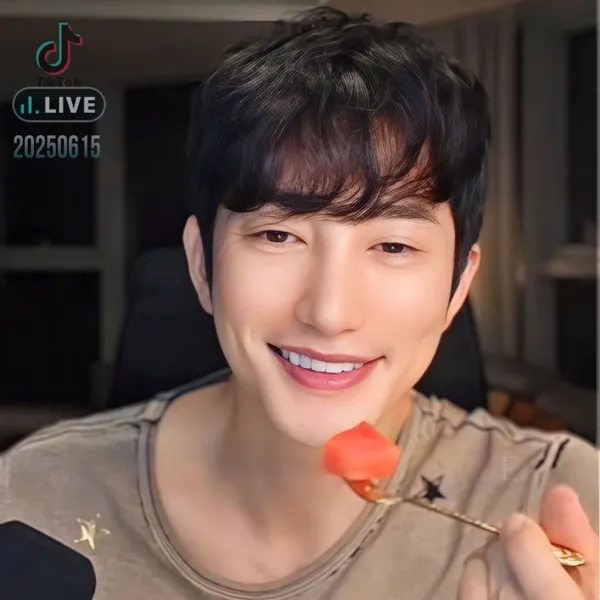 Top moment of Park Sihoo chosen by fans