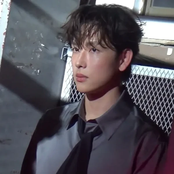 Popular photo full of fans’ love for Yim Siwan
