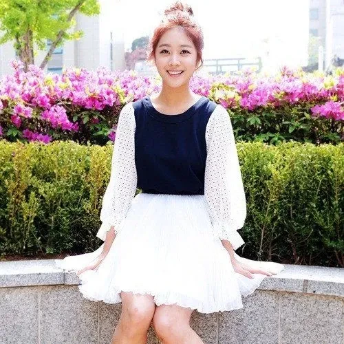 The most loved look of Cho Boah today