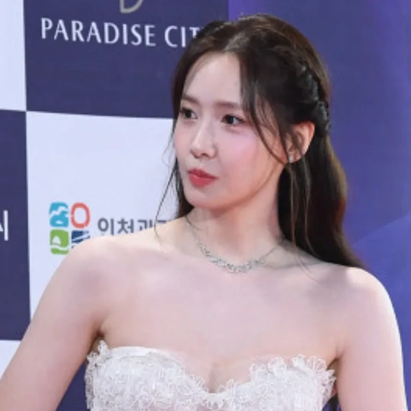 The most loved look of Yoona today