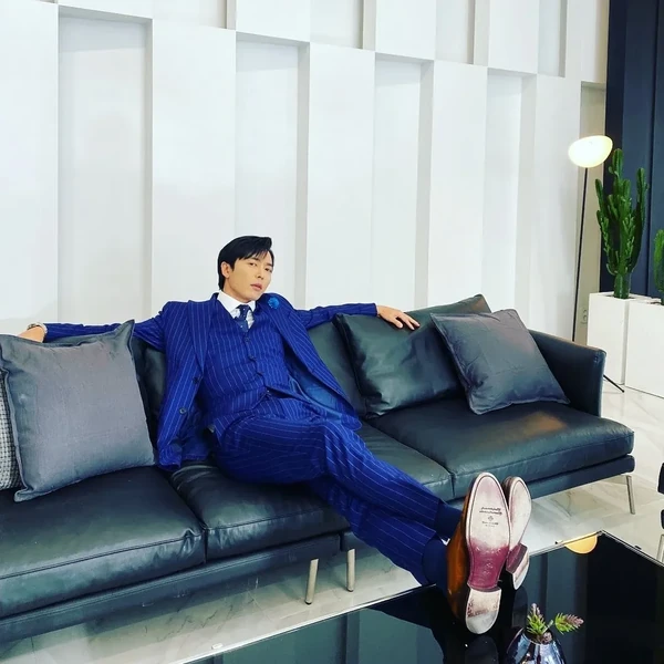 The most loved look of Kim Jaewook today