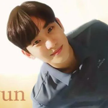 idolBanner
