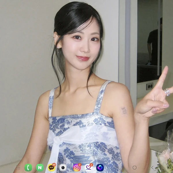 Popular photo full of fans’ love for Kang Hyeyeon