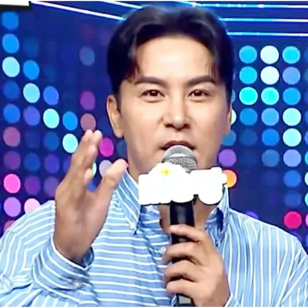 Foto populer Jang Minho yang penuh cinta dari penggemar