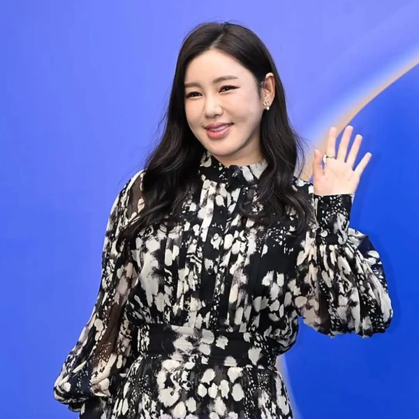 ソン・ガインへのファンの愛が詰まった人気写真