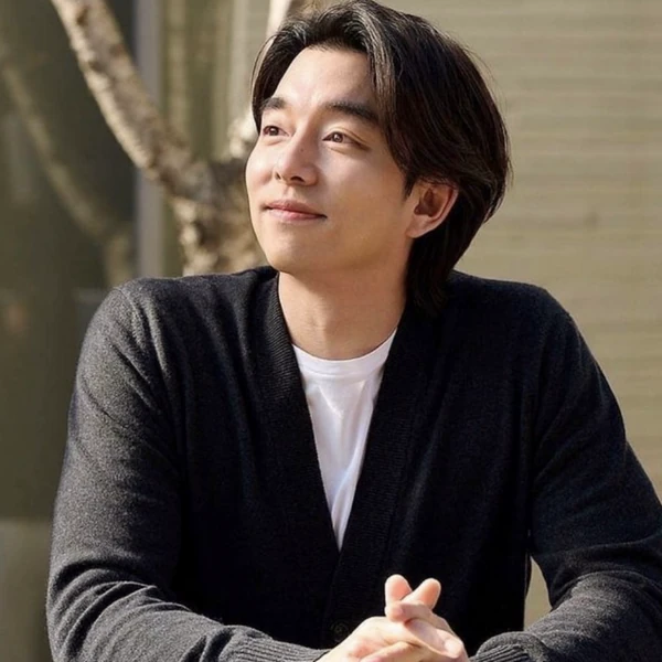Popular photo full of fans’ love for Gong Yoo