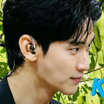 No.1 banner post of Kim Soohyun created by top fandom