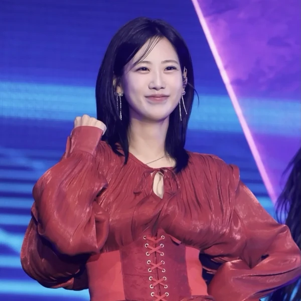 充满粉丝爱意的姜蕙妍人气照片