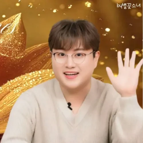 Popular photo full of fans’ love for Kim Hojoong