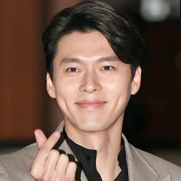 Penampilan Hyun Bin yang paling disukai hari ini