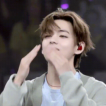 The most loved look of Kim Taehyung (V) today