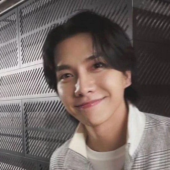 Momen terbaik Lee Seunggi pilihan penggemar