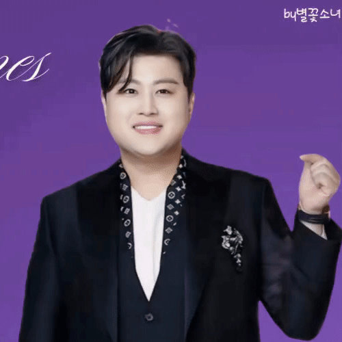 Popular photo full of fans’ love for Kim Hojoong