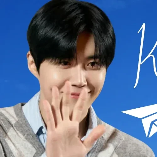 Popular photo full of fans’ love for Kim Seonho