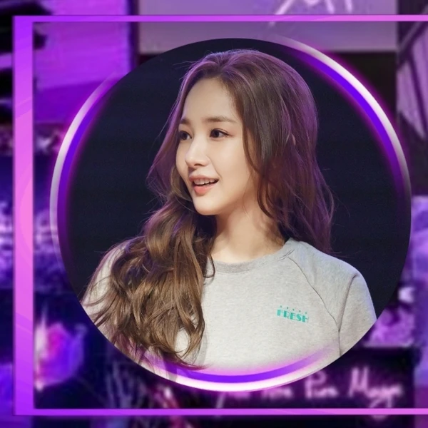 The most loved look of Park Minyoung today