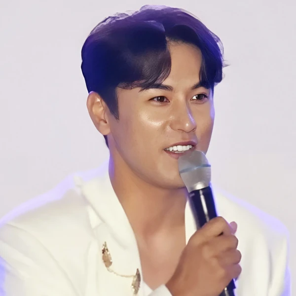 Momen terbaik Jang Minho pilihan penggemar