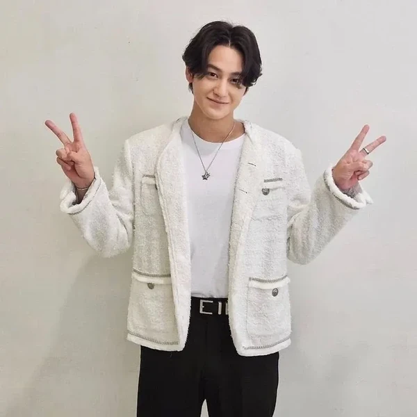 Foto populer Kim Bum yang penuh cinta dari penggemar