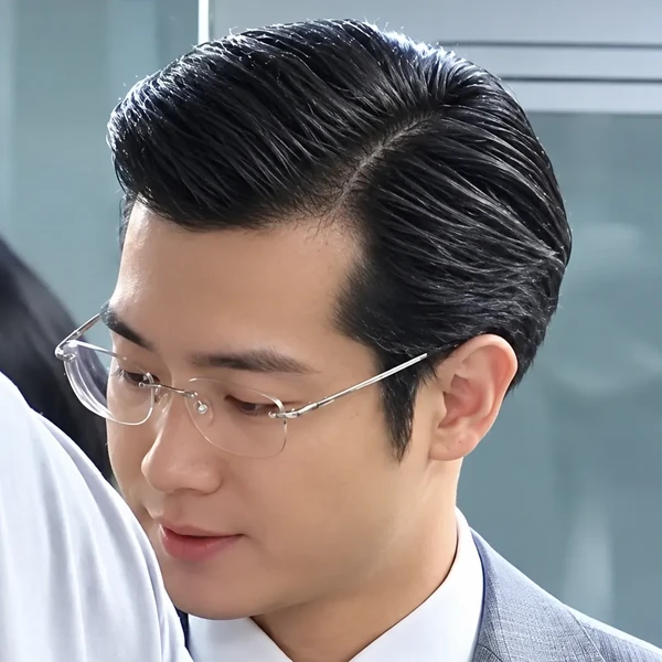 오늘 가장 사랑받은 조명섭의 모습