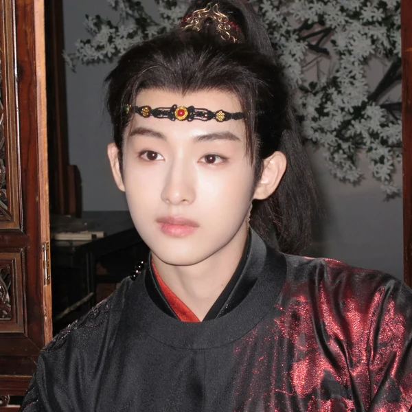 The most loved look of Winwin today