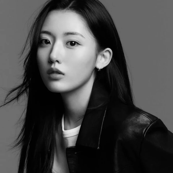 The most loved look of Jung Dabin today