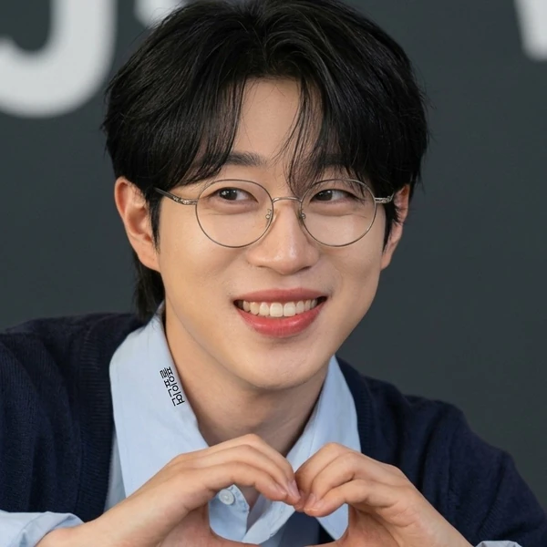 오늘 가장 사랑받은 안성훈의 모습
