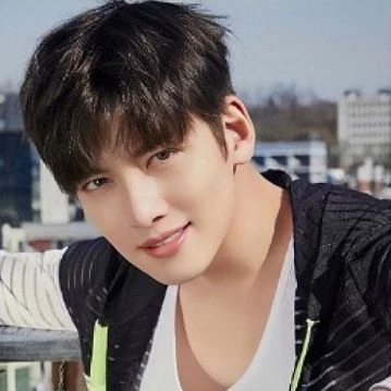 Today’s standout profile photo of Ji Changwook on Choeaedol Celeb