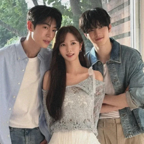The most loved look of Bona today