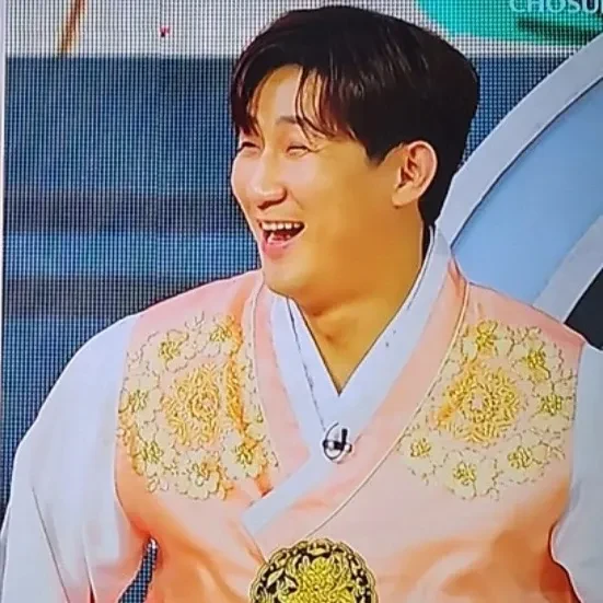 The most loved look of Na Sangdo today