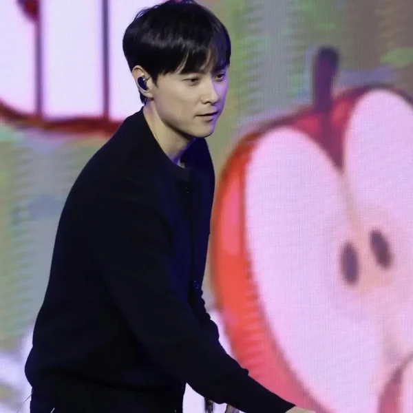Top moment of Min Kyunghoon chosen by fans