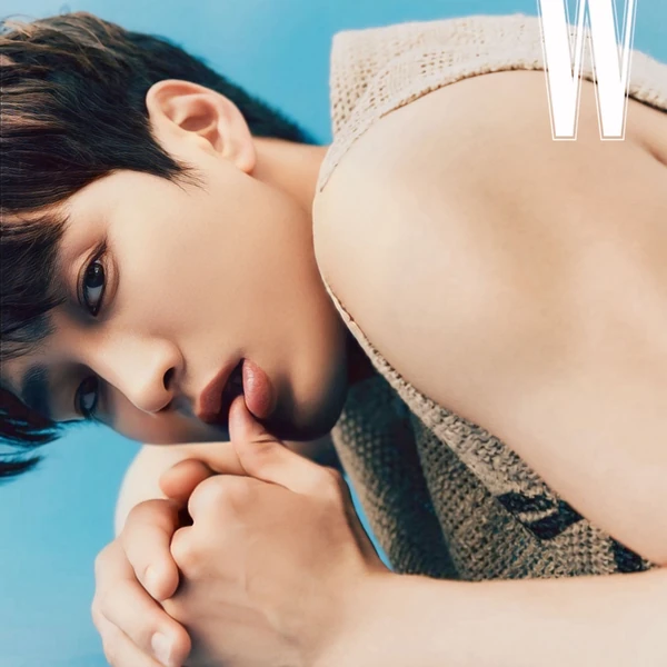 Popular photo full of fans’ love for Ahn Bohyun