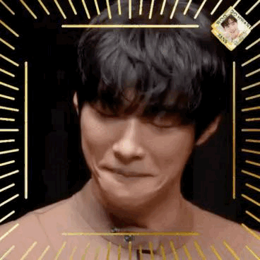 Popular photo full of fans’ love for Woo Dohwan