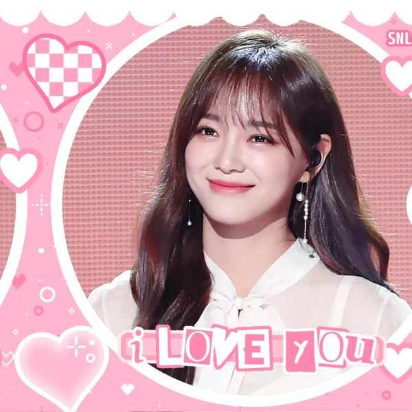The most loved look of Kim Sejeong today
