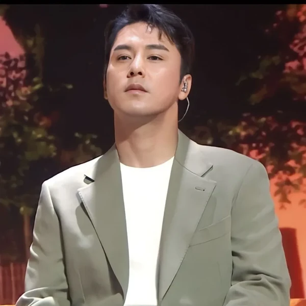 Penampilan Jang Minho yang paling disukai hari ini