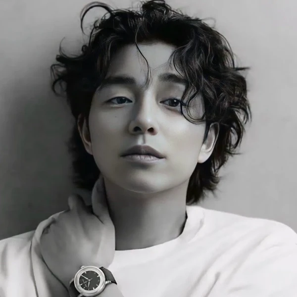 The most loved look of Gong Yoo today