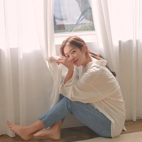 The most loved look of Cho Boah today