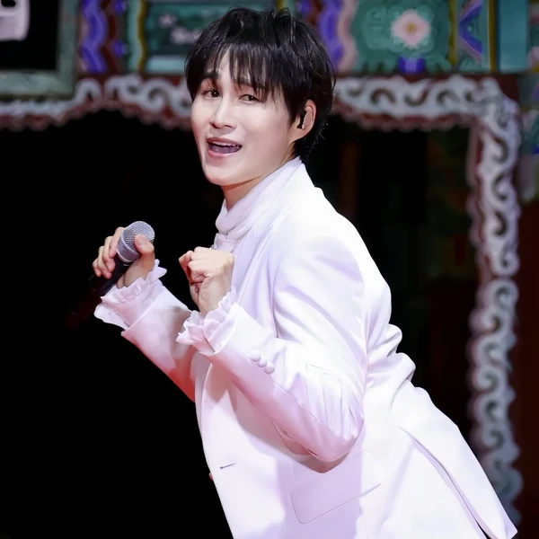 오늘 가장 사랑받은 김희재의 모습