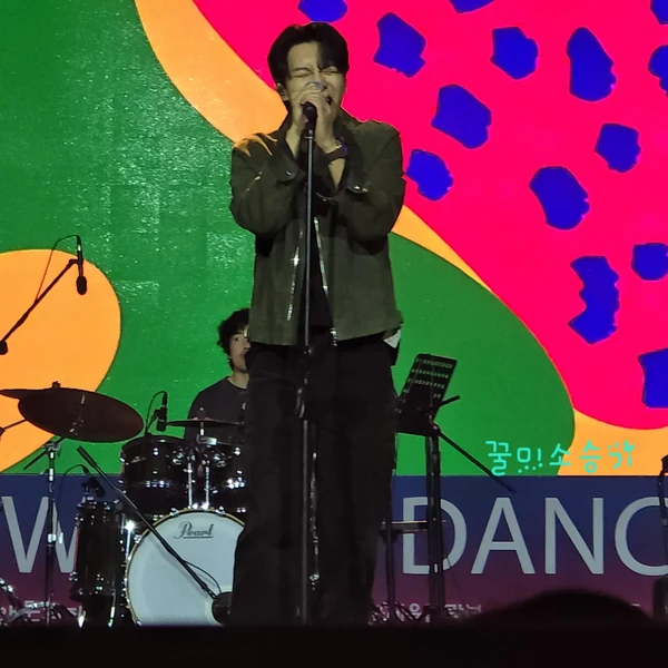 Top moment of Lee Seunggi chosen by fans