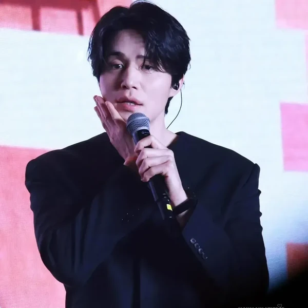 Representative photo of Lee Dongwook showing their charm