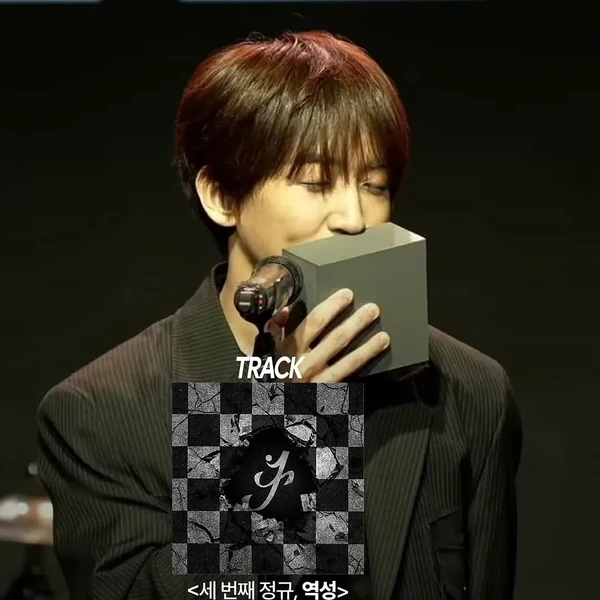 The most loved look of Lee Seungyoon today