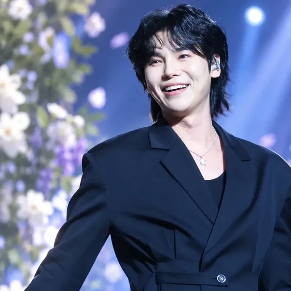 Popular photo full of fans’ love for Kim Junsu (1991)