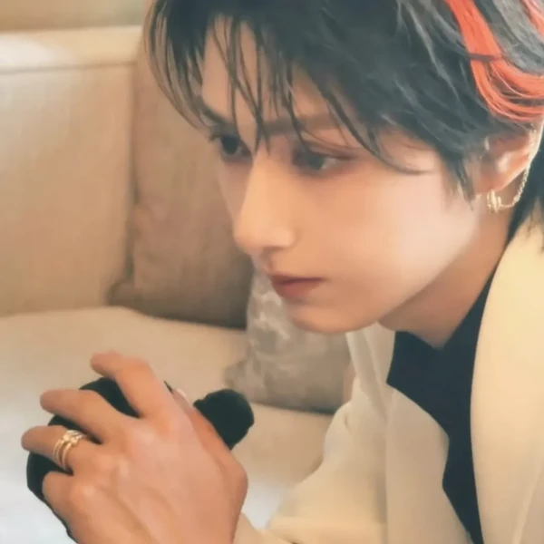 Popular photo full of fans’ love for Wen Junhui