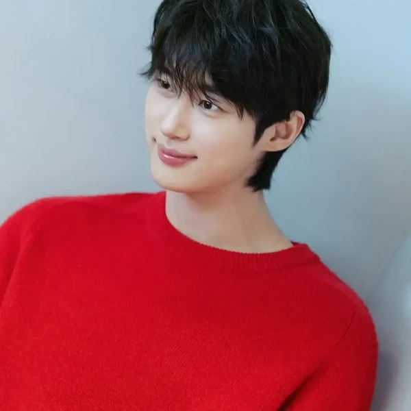 Popular profile image of Byeon Wooseok selected by vote