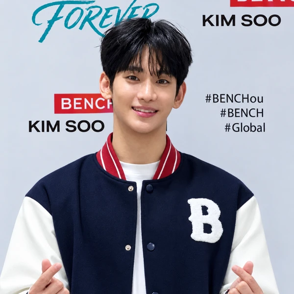 idolProfile