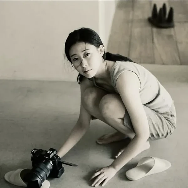 Popular photo full of fans’ love for Han Yeji