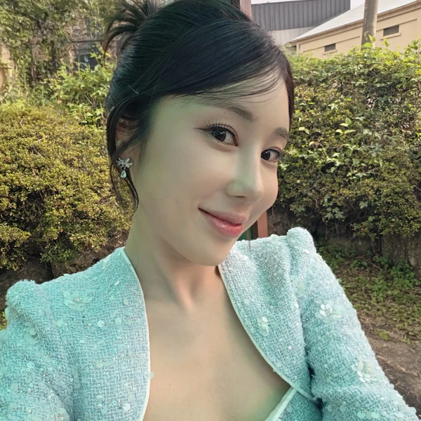 Momen terbaik Kim Soyou pilihan penggemar