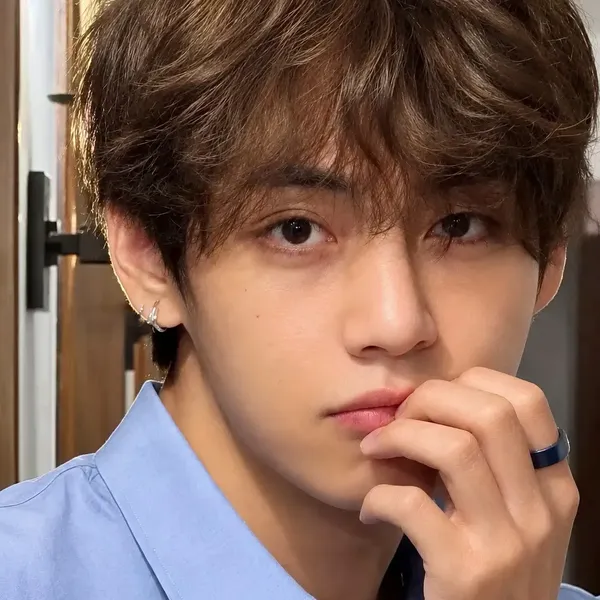 The most loved look of Kim Taehyung (V) today