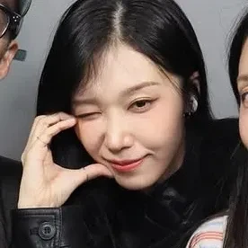 Popular photo full of fans’ love for Jung Eunji